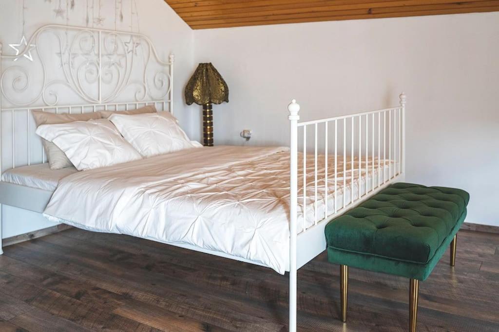 Apartma Zupelefski Raj Kapele Luaran gambar